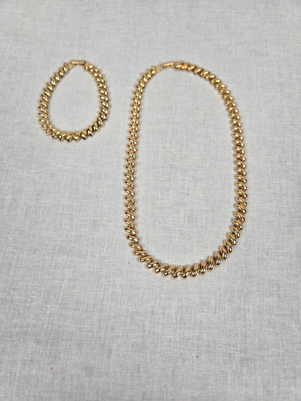 Vintage Necklace & Bracelet Set Gold Tone